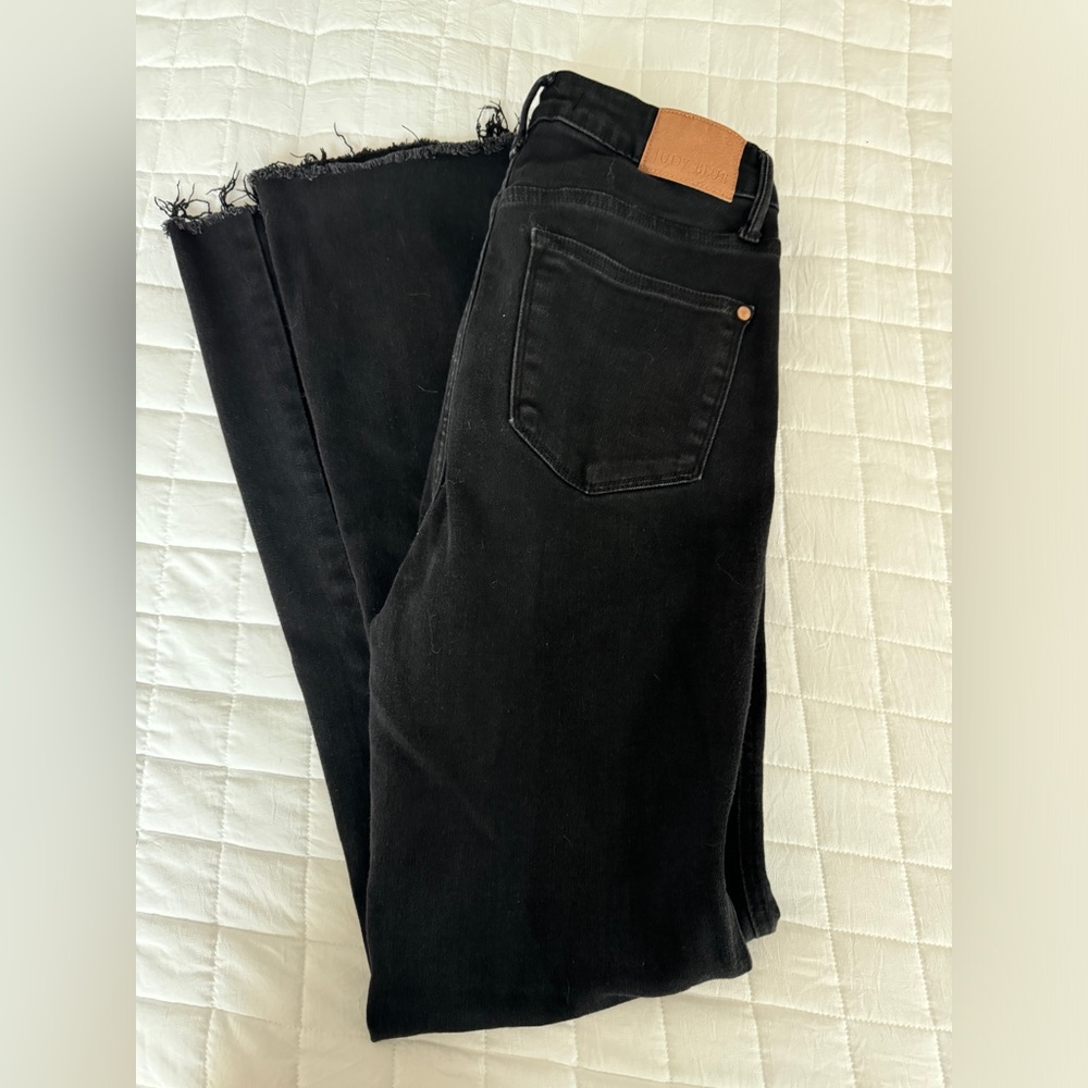 Judy Blue Flare / RAW EDGE / Tummy control sz 9/29 LIKE NEW!